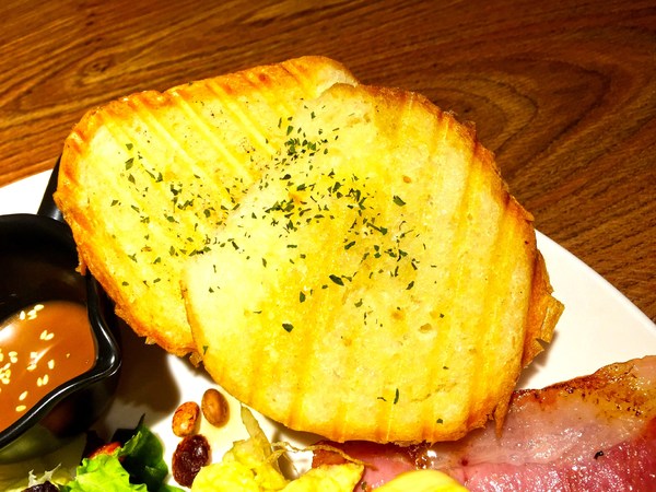 豐滿咖啡早午餐(土城延吉店)：豐滿 延吉店