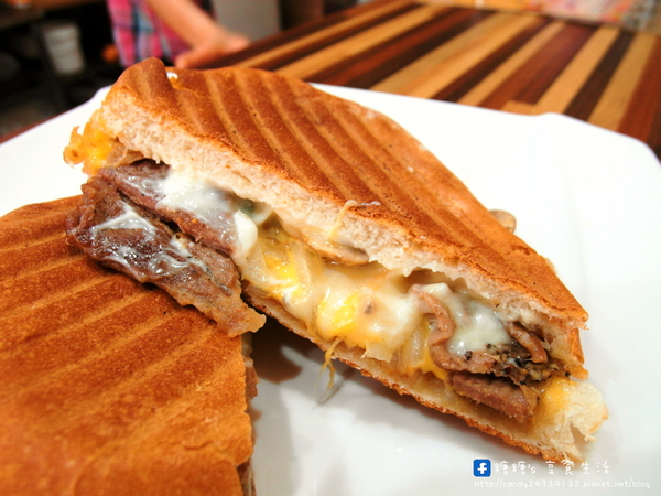 Le.貝莉:〖宅配│美食〗Le.貝莉 ❤ 貝克莉烘焙新品牌,平價吐司、帕尼尼、軟法麵包輕食早午餐,還有不濾渣有機發芽豆漿,原味、抹茶、芝麻豆漿三種口味任你挑~