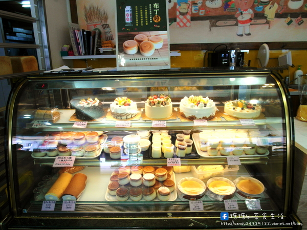 Le.貝莉:〖宅配│美食〗Le.貝莉 ❤ 貝克莉烘焙新品牌,平價吐司、帕尼尼、軟法麵包輕食早午餐,還有不濾渣有機發芽豆漿,原味、抹茶、芝麻豆漿三種口味任你挑~