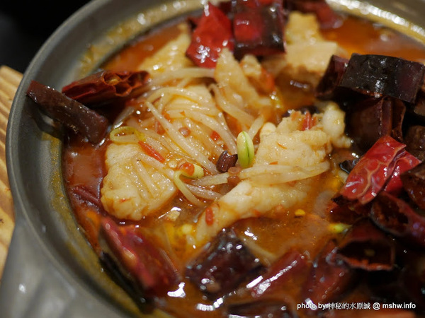 奔牛炙熱料理(台中新光三越百貨店):【食記】台中奔牛炙燒料理.橘舍餐飲新品牌@西屯新光三越-捷運BRT新光遠百 : 始終被模仿,從未被超越,平價又實在的無國界創意料理