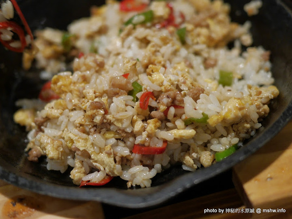 奔牛炙熱料理(台中新光三越百貨店):【食記】台中奔牛炙燒料理.橘舍餐飲新品牌@西屯新光三越-捷運BRT新光遠百 : 始終被模仿,從未被超越,平價又實在的無國界創意料理