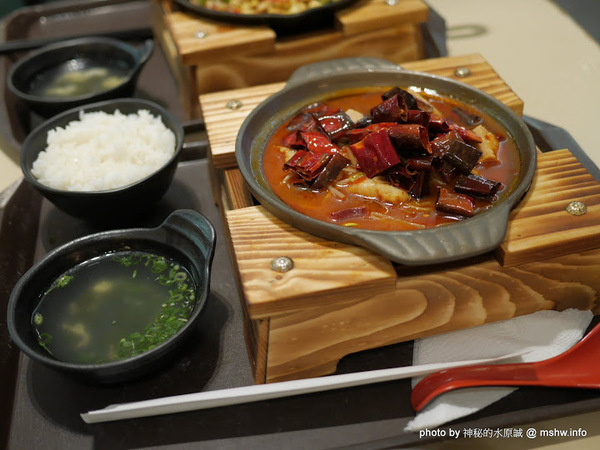 奔牛炙熱料理(台中新光三越百貨店):【食記】台中奔牛炙燒料理.橘舍餐飲新品牌@西屯新光三越-捷運BRT新光遠百 : 始終被模仿,從未被超越,平價又實在的無國界創意料理