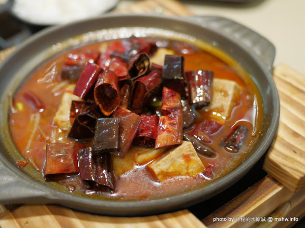 奔牛炙熱料理(台中新光三越百貨店):【食記】台中奔牛炙燒料理.橘舍餐飲新品牌@西屯新光三越-捷運BRT新光遠百 : 始終被模仿,從未被超越,平價又實在的無國界創意料理