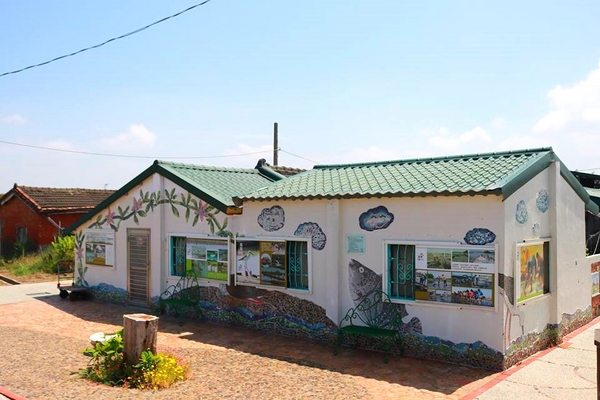 州南鹽場：【嘉義景點】布袋州南鹽場~體驗日曬鹽的樂趣，既有教育及娛樂性質，不錯的旅遊景點