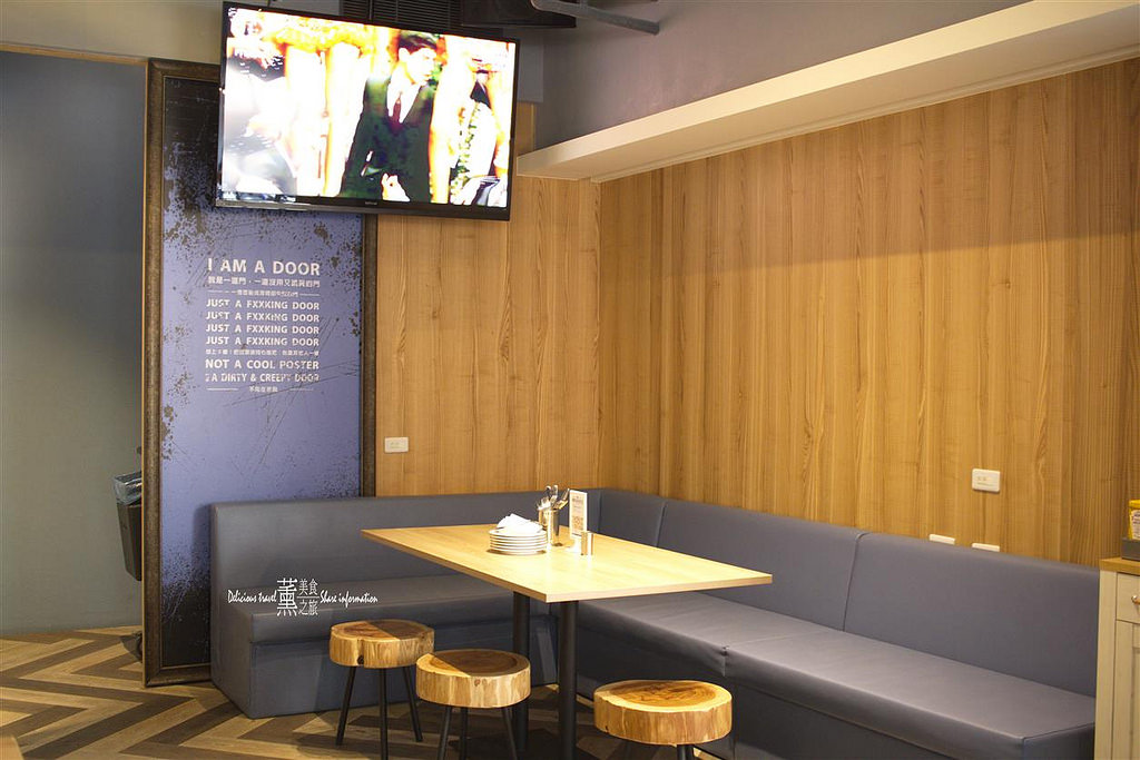 DEN nice meal + bar.小餐館