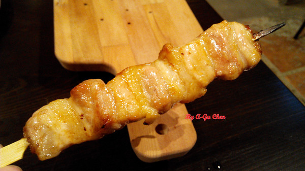 山代目酒藏:【臺南Ω中西區】山代目酒藏。來居酒屋就是要享用新鮮刺身、道地串烤和用料滿滿的丼飯呀!