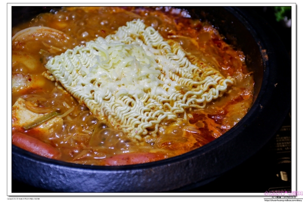 K-BOOM K棒韓式料理:【聚餐推薦】☼K-BOOM K棒韓式料理☼桃園中壢車站/韓式燒肉/點滴飲料/彩虹雪冰/起司脆薯炸雞/去骨豬肋排燒肉/薄鹽豬五花/六人套餐