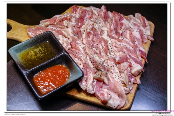 K-BOOM K棒韓式料理:【聚餐推薦】☼K-BOOM K棒韓式料理☼桃園中壢車站/韓式燒肉/點滴飲料/彩虹雪冰/起司脆薯炸雞/去骨豬肋排燒肉/薄鹽豬五花/六人套餐