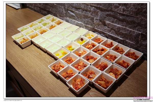 K-BOOM K棒韓式料理:【聚餐推薦】☼K-BOOM K棒韓式料理☼桃園中壢車站/韓式燒肉/點滴飲料/彩虹雪冰/起司脆薯炸雞/去骨豬肋排燒肉/薄鹽豬五花/六人套餐