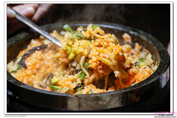 K-BOOM K棒韓式料理:【聚餐推薦】☼K-BOOM K棒韓式料理☼桃園中壢車站/韓式燒肉/點滴飲料/彩虹雪冰/起司脆薯炸雞/去骨豬肋排燒肉/薄鹽豬五花/六人套餐