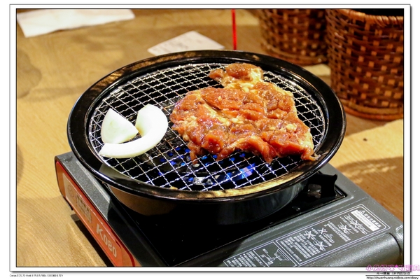 K-BOOM K棒韓式料理:【聚餐推薦】☼K-BOOM K棒韓式料理☼桃園中壢車站/韓式燒肉/點滴飲料/彩虹雪冰/起司脆薯炸雞/去骨豬肋排燒肉/薄鹽豬五花/六人套餐