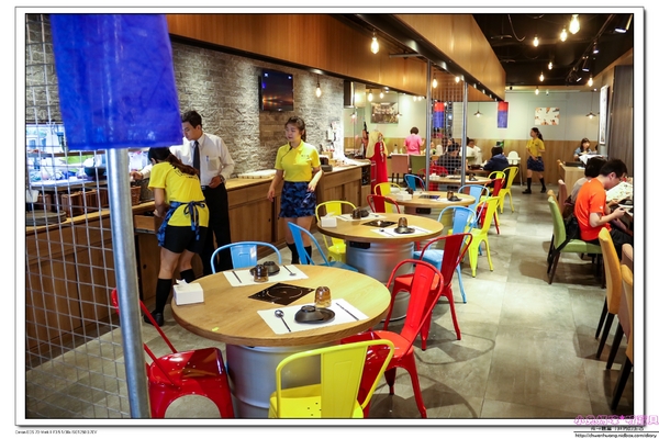 K-BOOM K棒韓式料理:【聚餐推薦】☼K-BOOM K棒韓式料理☼桃園中壢車站/韓式燒肉/點滴飲料/彩虹雪冰/起司脆薯炸雞/去骨豬肋排燒肉/薄鹽豬五花/六人套餐