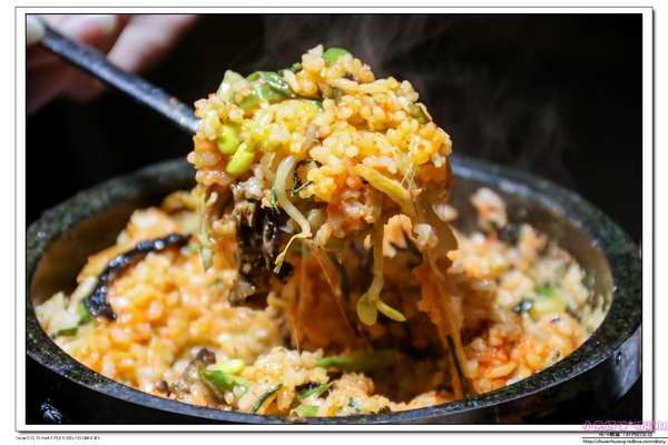 K-BOOM K棒韓式料理:【聚餐推薦】☼K-BOOM K棒韓式料理☼桃園中壢車站/韓式燒肉/點滴飲料/彩虹雪冰/起司脆薯炸雞/去骨豬肋排燒肉/薄鹽豬五花/六人套餐