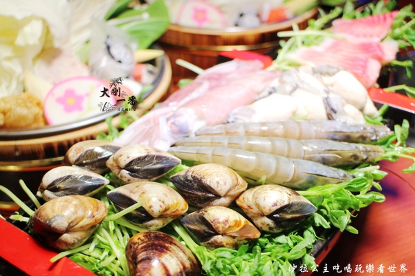 大岡一番:蘆洲火鍋『大剛一番』平價涮涮鍋150元起/副餐吃到飽/個人鴛鴦鍋風味湯免加價