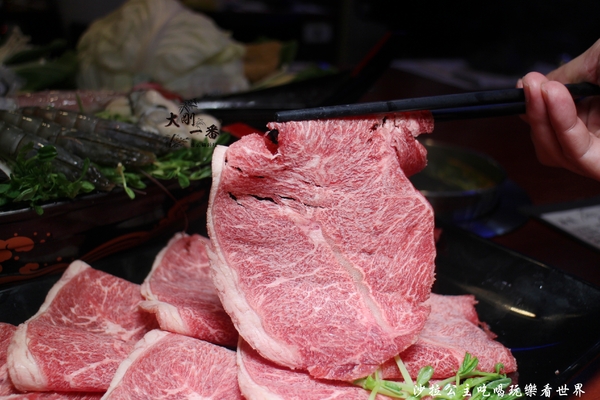 大岡一番:蘆洲火鍋『大剛一番』平價涮涮鍋150元起/副餐吃到飽/個人鴛鴦鍋風味湯免加價