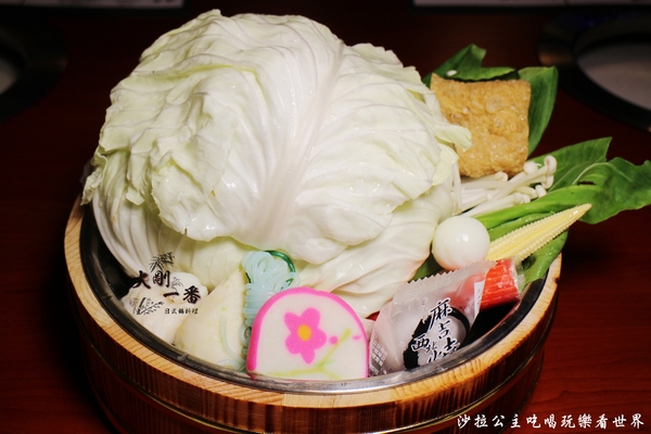 大岡一番:蘆洲火鍋『大剛一番』平價涮涮鍋150元起/副餐吃到飽/個人鴛鴦鍋風味湯免加價