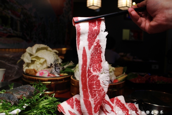 大岡一番:蘆洲火鍋『大剛一番』平價涮涮鍋150元起/副餐吃到飽/個人鴛鴦鍋風味湯免加價