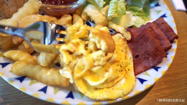 Ning Caf'e檸·咖啡:【苗栗頭份】想要安靜又舒適的品嘗咖啡和用餐嗎?那你絕對不能錯過Ning Caf'e檸·咖啡