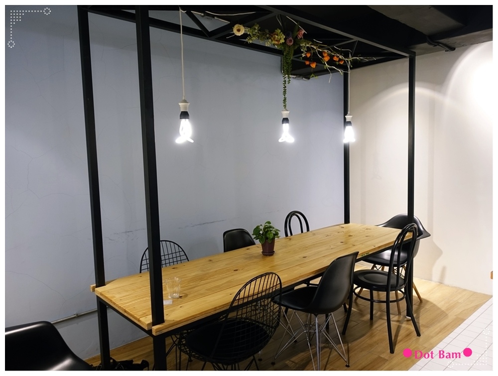 任意門旅行風咖啡館Anywhere Cafe %26; Travel 北歐 2.JPG