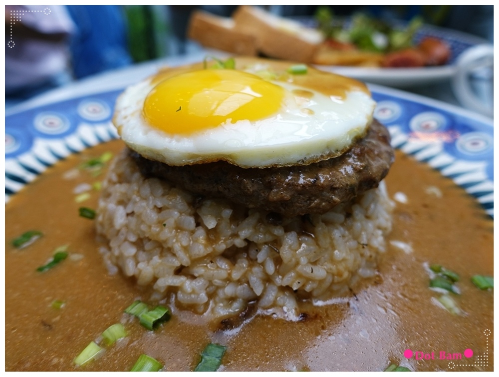 任意門旅行風咖啡館Anywhere Cafe %26; Travel 夏威夷米漢堡 3.JPG