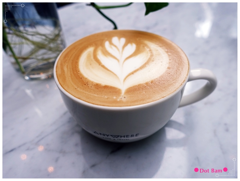 任意門旅行風咖啡館Anywhere Cafe %26; Travel 義式拿鐵 3.JPG