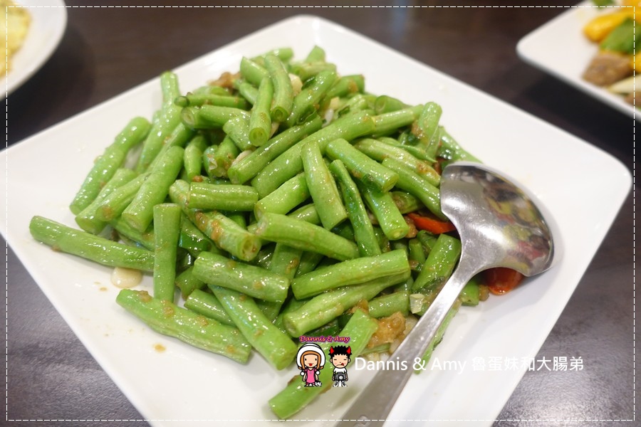 20160723《新竹新豐有點隱秘的中式庭園餐廳》婉婉庭園小館  x父親節外加生日聚餐 推薦芋香大力丸（ㄅㄧㄤˋㄅㄧㄤˋ丸）｜影片分享 (23).jpg