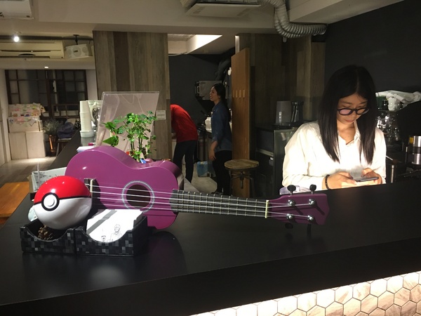 Cross Caf'e 克勞斯咖啡店：[捷運忠孝復興站美食] 與 Cross Caf'e 克勞斯咖啡店的約會*複合式餐廳*韓國分享會