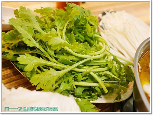 山羊城全羊館羊肉爐(三重重陽店)：新北火鍋.羊肉爐 山羊城全羊館羊肉爐(三重重陽店)～來去冬令進補，超值大份量套餐