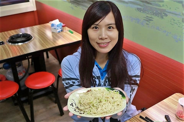 山羊城全羊館羊肉爐(三重重陽店)：【新北市三重美食】三重山羊城全羊館羊肉爐~天氣轉涼了來吃熱騰騰羊肉爐暖暖身子吧