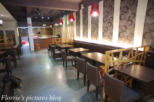 杯沿溫度咖啡(基隆分店):基隆美食~杯沿溫度咖啡 Hand temperature CAFE~來瓶超美的漸層飲料,享受悠閒的下午茶時光