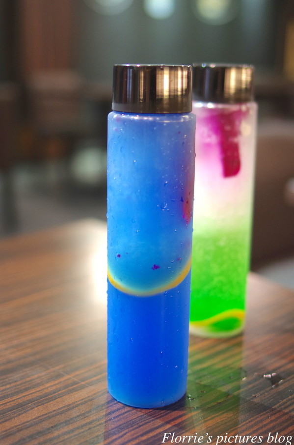 杯沿溫度咖啡(基隆分店):基隆美食~杯沿溫度咖啡 Hand temperature CAFE~來瓶超美的漸層飲料,享受悠閒的下午茶時光