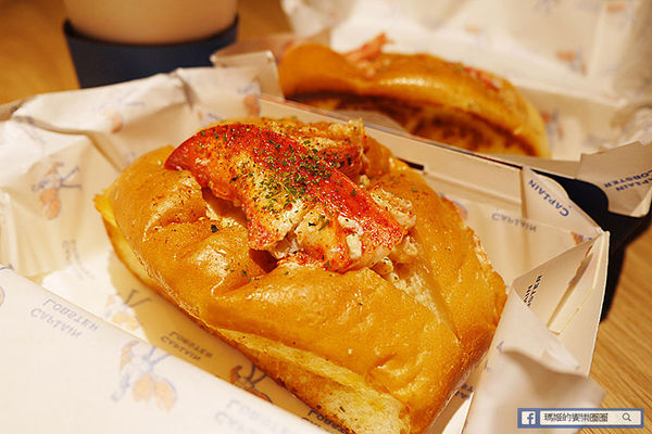 Captain Lobster:◆台北信義【Captain Lobster】產地直送加拿大龍蝦堡。北海道松葉蟹腳堡。捷運市政府站美食。新光三越信義新天地A11美食。愛評體驗團