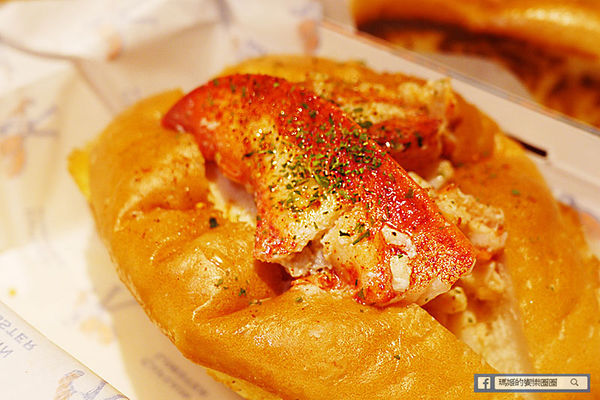 Captain Lobster:◆台北信義【Captain Lobster】產地直送加拿大龍蝦堡。北海道松葉蟹腳堡。捷運市政府站美食。新光三越信義新天地A11美食。愛評體驗團