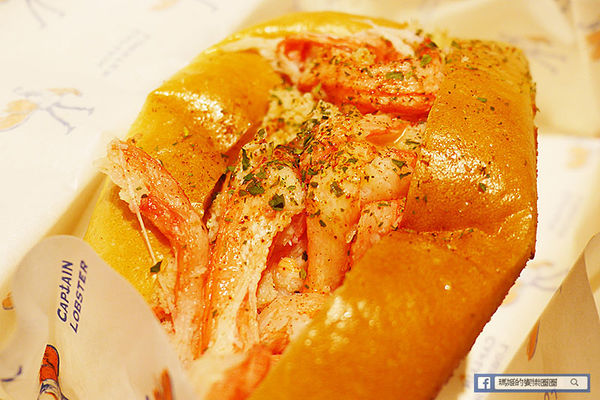 Captain Lobster:◆台北信義【Captain Lobster】產地直送加拿大龍蝦堡。北海道松葉蟹腳堡。捷運市政府站美食。新光三越信義新天地A11美食。愛評體驗團