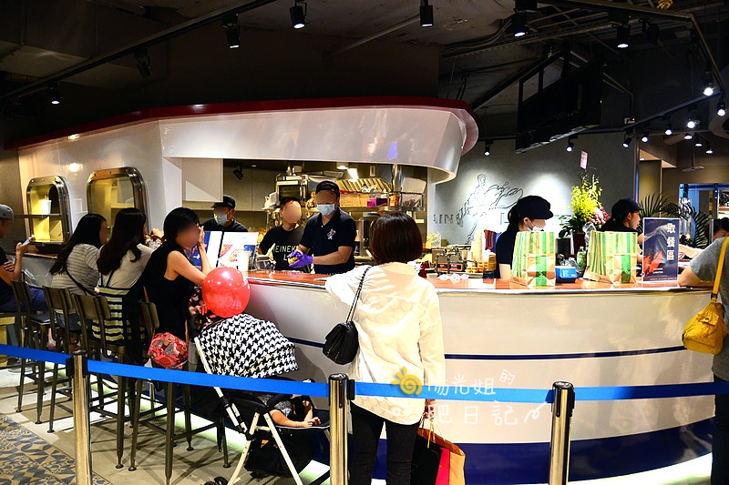 CaptainLobster-01.JPG - Captain Lobster