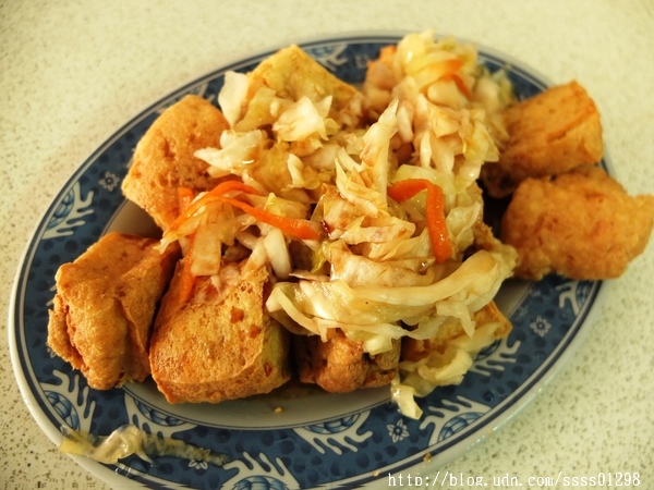 阿國臭豆腐專賣店:【美食特搜。屏東萬丹鄉】阿國臭豆腐專賣店。又香又臭 萬丹人氣美食名單 金黃酥脆的臭豆腐超美味