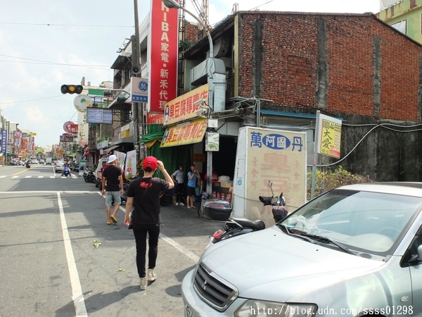 阿國臭豆腐專賣店:【美食特搜。屏東萬丹鄉】阿國臭豆腐專賣店。又香又臭 萬丹人氣美食名單 金黃酥脆的臭豆腐超美味