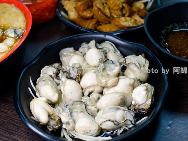 【桃園小吃】極鱻麵線甜不辣-遵循古法傳承美味,新鮮蚵仔大顆又肥美.中正路麵線/中式早餐/銅板美食/桃園美食小吃/在地人推薦必吃