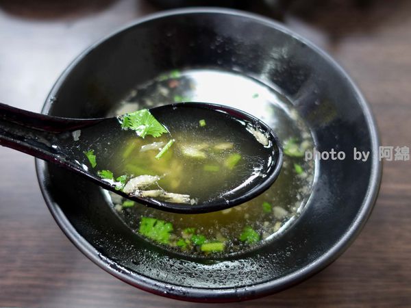 【桃園小吃】極鱻麵線甜不辣-遵循古法傳承美味,新鮮蚵仔大顆又肥美.中正路麵線/中式早餐/銅板美食/桃園美食小吃/在地人推薦必吃