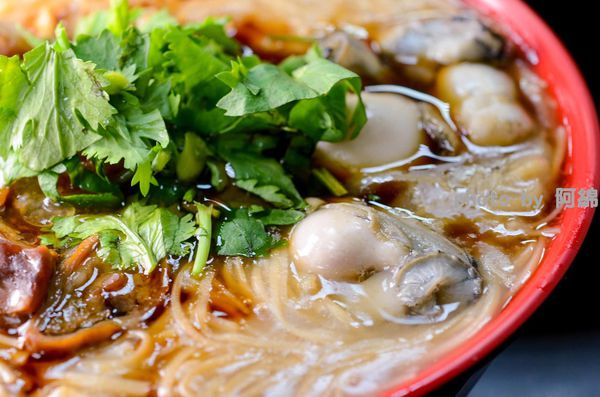 【桃園小吃】極鱻麵線甜不辣-傳承幾十年老店美味,新鮮蚵仔大顆又肥美.中正路麵線/中式早餐/銅板美食/桃園美食小吃/在地人推薦必吃