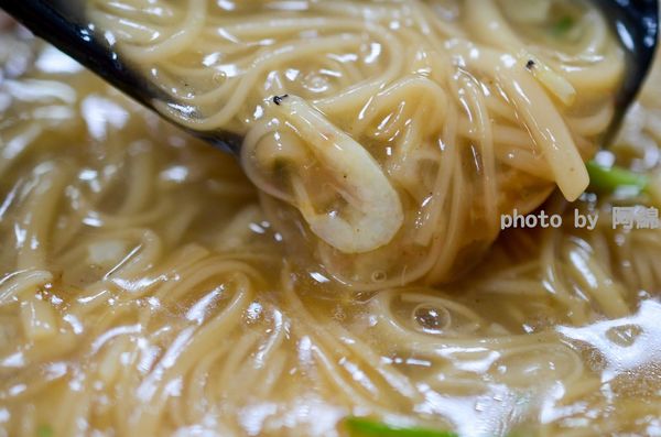 【桃園小吃】極鱻麵線甜不辣-遵循古法傳承美味,新鮮蚵仔大顆又肥美.中正路麵線/中式早餐/銅板美食/桃園美食小吃/在地人推薦必吃