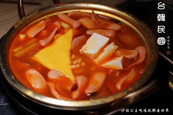 台韓民國 韓式燒肉：東區燒烤『台韓民國韓式燒肉』小菜無限/西瓜調酒必點/忠孝敦化捷運站