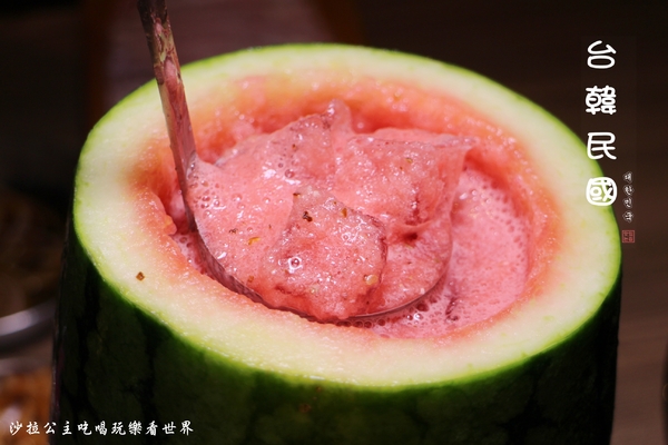 台韓民國 韓式燒肉：東區燒烤『台韓民國韓式燒肉』小菜無限/西瓜調酒必點/忠孝敦化捷運站