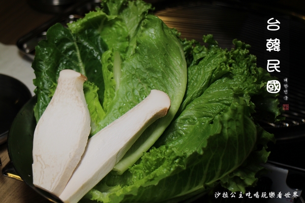 台韓民國 韓式燒肉：東區燒烤『台韓民國韓式燒肉』小菜無限/西瓜調酒必點/忠孝敦化捷運站