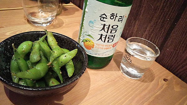 一緒 串燒-酒場：「長安東路串燒」【一緒串燒】一魂入味的平價美味，值得與三五好友一起淺酌品嚐！　