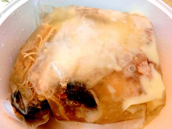 立瑞畜產:立瑞畜產 放漫穀雞系列組合