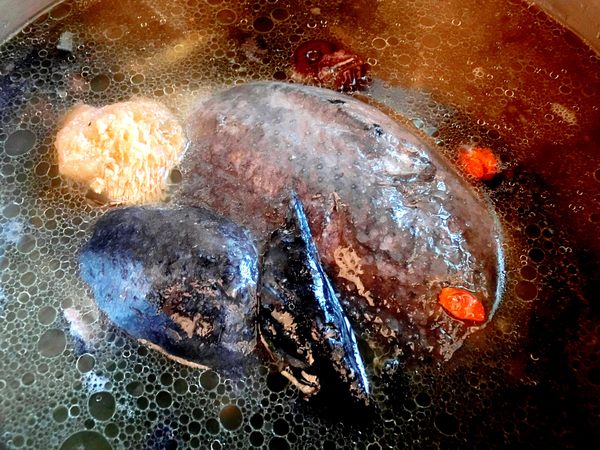 立瑞畜產:立瑞畜產 放漫穀雞系列組合