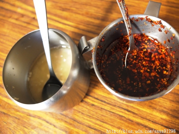 王家涼麵：【美食特搜。屏東市】王家涼麵。榜上有名在地人早餐 醬多清爽 麵Q有勁 還有免費味噌湯喝到飽