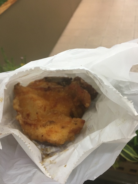 貴族派雞排(板橋縣民店)：[捷運板橋站美食]**貴族派雞排(板橋縣民店)**平價原味雞排*外酥肉軟又多汁**夜宵的不二選擇**