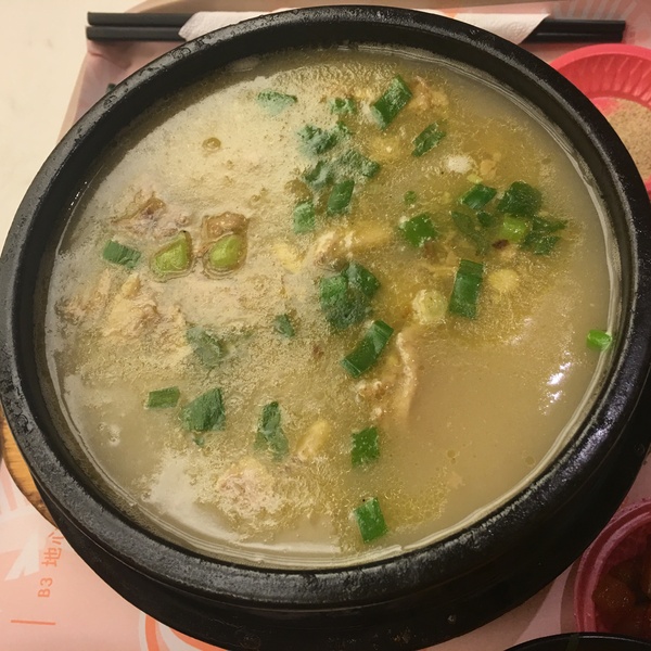江原道韓式料理(京華城美食街)：[台北松山區食記] 深藏在京華城美食街的江原道韓式料理*血拚完/看電影的最佳美食